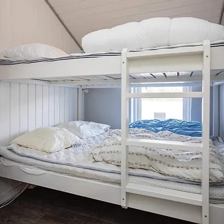 12 Person In Vestervig-by Traum Vestervig