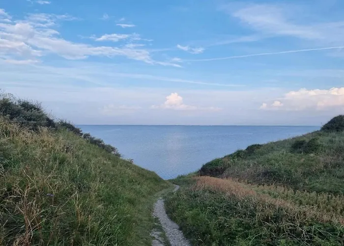 12 Person In Vestervig-by Traum